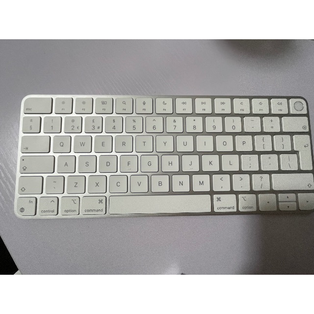 MK293BXAMagic Keyboard Touch ID搭載UK配列