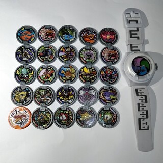 DX妖怪ウォッチ初代&大吉メダルを含む妖怪メダル25枚セット(キャラクターグッズ)