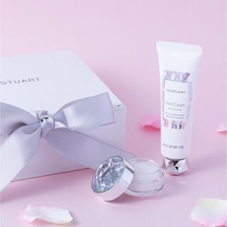 ジルスチュアート(JILLSTUART)の【美品】ジルスチュアート　ハンドクリーム　リップバームセット　(ハンドクリーム)