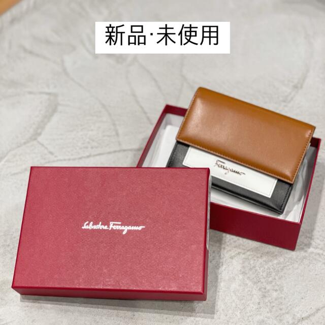 Salvatore Ferragamo(サルヴァトーレフェラガモ)のカードケース レディースのファッション小物(財布)の商品写真