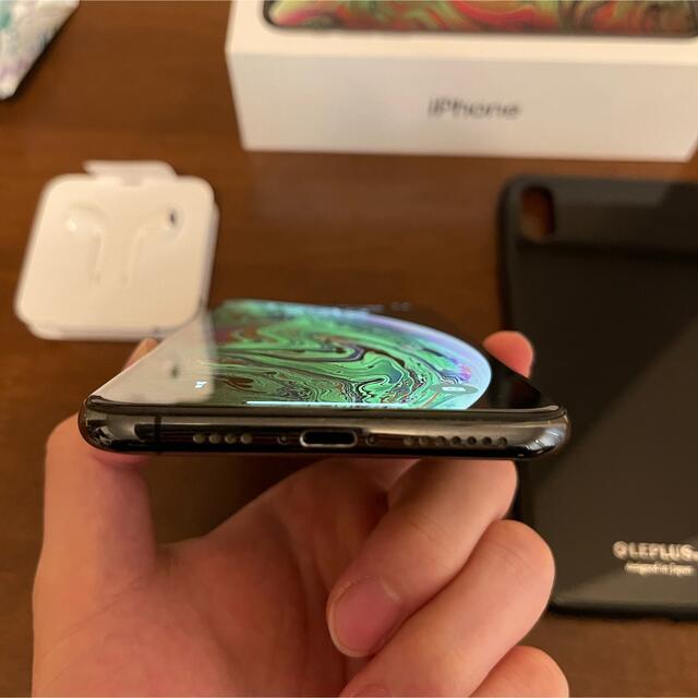 iPhone(アイフォーン)のiPhone Xs Max スペースグレイ 256 GB SIMフリー スマホ/家電/カメラのスマートフォン/携帯電話(スマートフォン本体)の商品写真