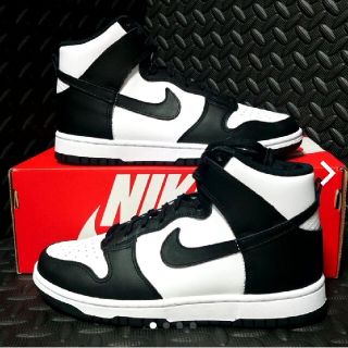 ナイキ(NIKE)のWMNS Dunk High Black and White(スニーカー)