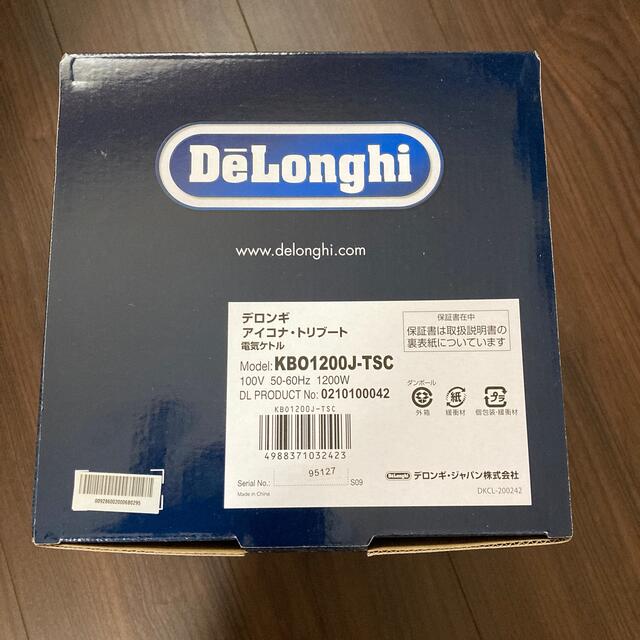 DeLonghi 電気ケトル KBO1200J-TSC スマホ/家電/カメラの生活家電(電気ケトル)の商品写真