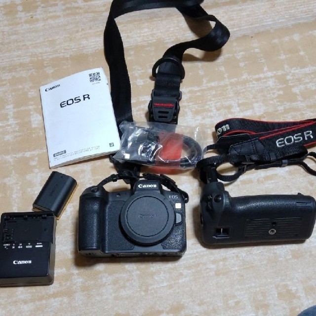値下げ EOS R バッテリーグリップつき-