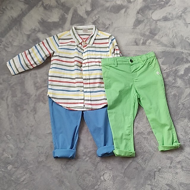 H&M(エイチアンドエム)のＨ＆Ｍ 2枚セット 新品保管品 キッズ/ベビー/マタニティのキッズ服男の子用(90cm~)(パンツ/スパッツ)の商品写真