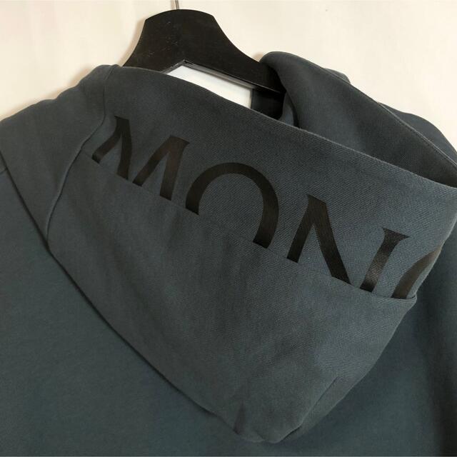 MONCLER(モンクレール)のSサイズ MONCLER モンクレール ハーフジップ付きロゴフーディー パーカー メンズのトップス(パーカー)の商品写真