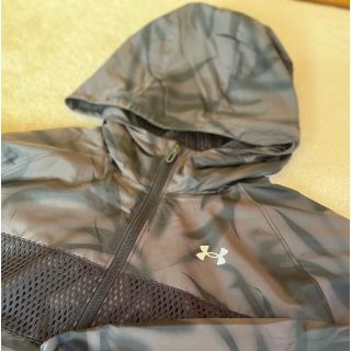 アンダーアーマー(UNDER ARMOUR)の(匿名配送)UNDER ARMORパーカー(パーカー)