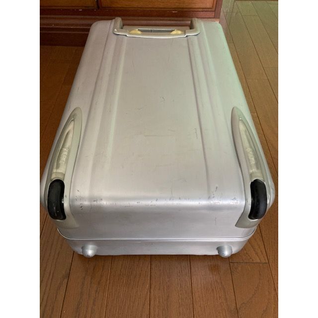 ZERO HALLIBURTON(ゼロハリバートン)の美品 ZERO HALLIBURTON ゼロハリ ZR21 アルミ　強靭 TSA メンズのバッグ(トラベルバッグ/スーツケース)の商品写真
