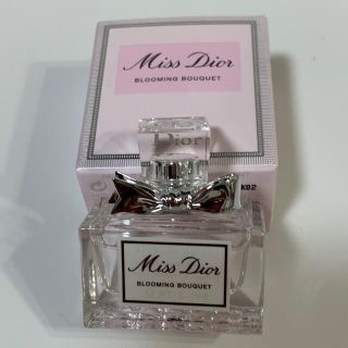 クリスチャンディオール(Christian Dior)のMiss Diorブルーミングブーケ　ミニチュア　オードゥ　トワレ(香水(女性用))