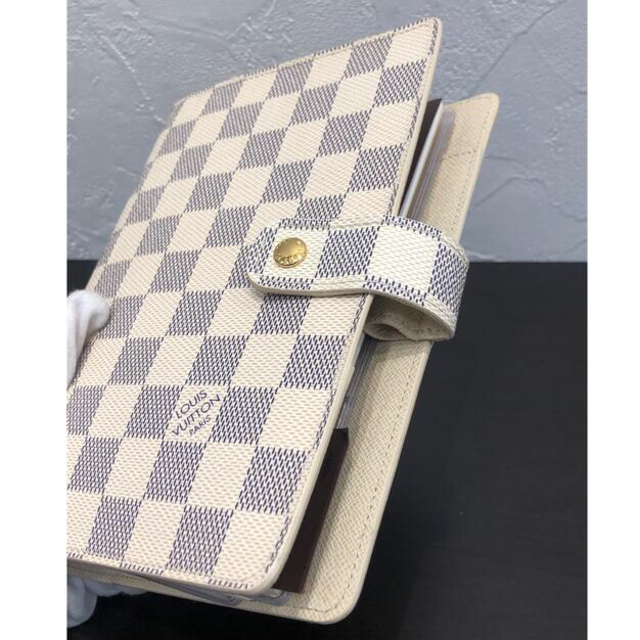 Shop Louis Vuitton Medium Ring Agenda Cover (R20242, R20240