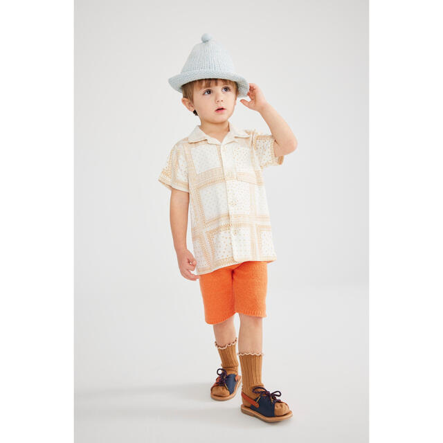 Misha & Puff(ミーシャアンドパフ)のmisha and puff button down top 3-4y キッズ/ベビー/マタニティのキッズ服男の子用(90cm~)(Tシャツ/カットソー)の商品写真