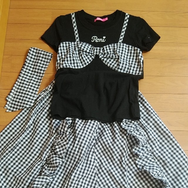 RONI セットアップ SMサイズ リボン付き