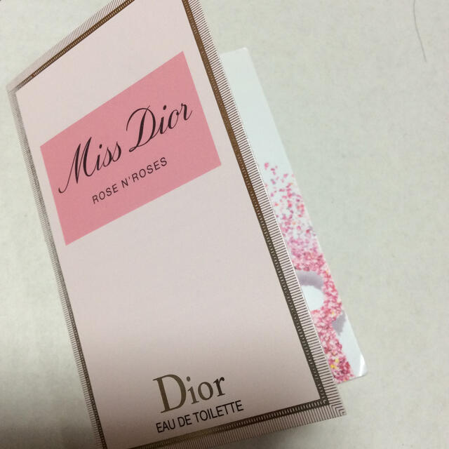 Dior(ディオール)のdior ミスディオール ローズ アンド ローズ オードゥトワレ サンプル 香水 コスメ/美容のキット/セット(サンプル/トライアルキット)の商品写真