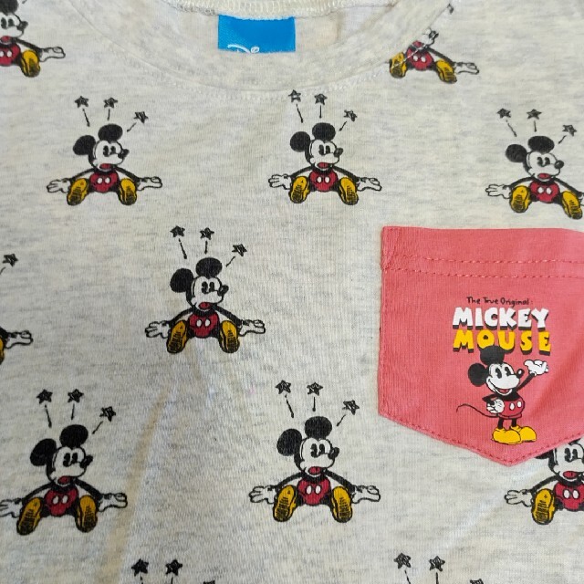 Disney(ディズニー)の☆　130cm ミッキー 総柄 Ｔシャツ キッズ/ベビー/マタニティのキッズ服男の子用(90cm~)(Tシャツ/カットソー)の商品写真