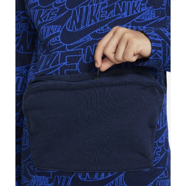 NIKE(ナイキ)のNIKE　 プルオーバー L/S フーディ　DM8051-410　150cm キッズ/ベビー/マタニティのキッズ服男の子用(90cm~)(その他)の商品写真