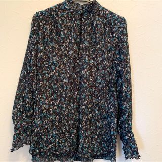 ザラ(ZARA)の【新品未使用】花柄シフォンブラウス(シャツ/ブラウス(長袖/七分))