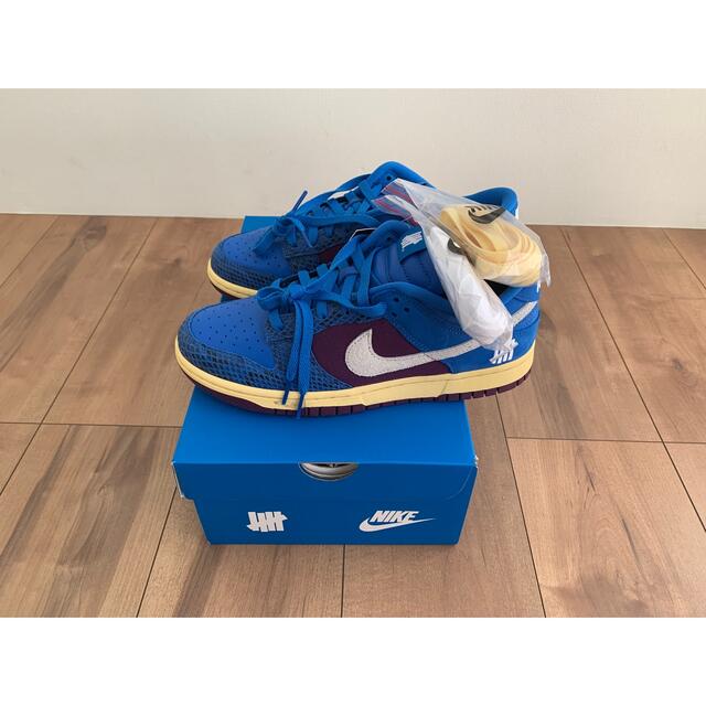 NIKE(ナイキ)のUNDEFEATED × NIKE TD DUNK LOW SP メンズの靴/シューズ(スニーカー)の商品写真