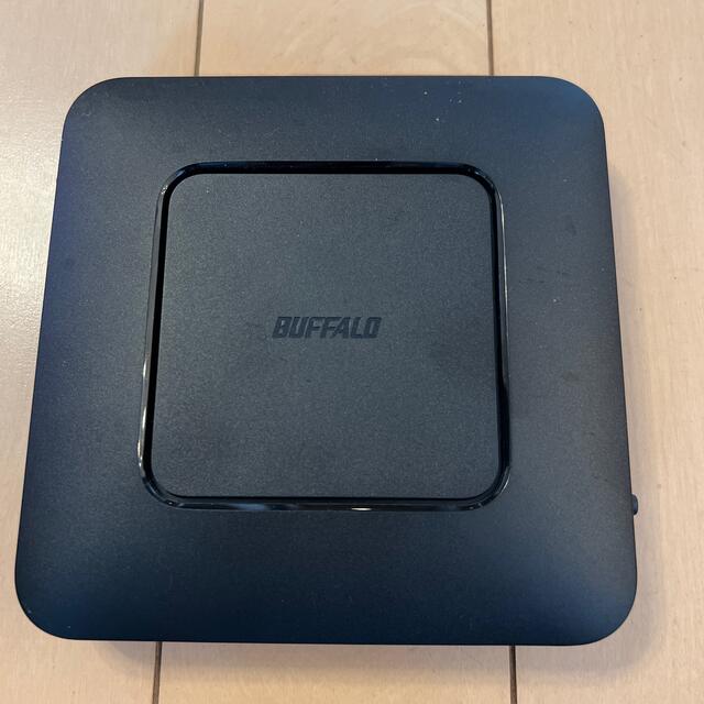 Buffalo(バッファロー)のBUFFALO WSR-2533DHPL-C スマホ/家電/カメラのPC/タブレット(PC周辺機器)の商品写真