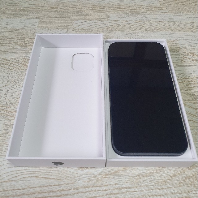 [新品、未使用]iPhone 12 ブラック 128GB 新品未使用