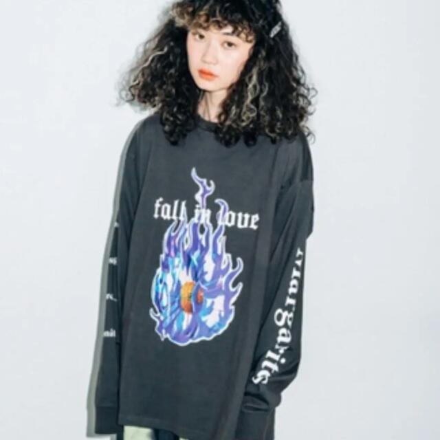 X-girl(エックスガール)のX-GIRL ONE SIZE fall in love 袖プリント　ロンT レディースのトップス(Tシャツ(長袖/七分))の商品写真