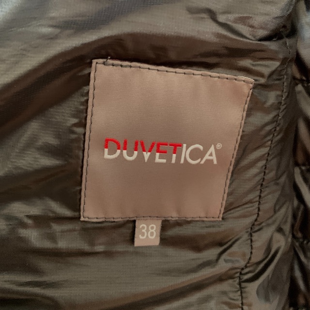 DUVETICA(デュベティカ)のDUVETICA TEIA デュベティカ ダウンベスト 極美品 レディースのトップス(ベスト/ジレ)の商品写真