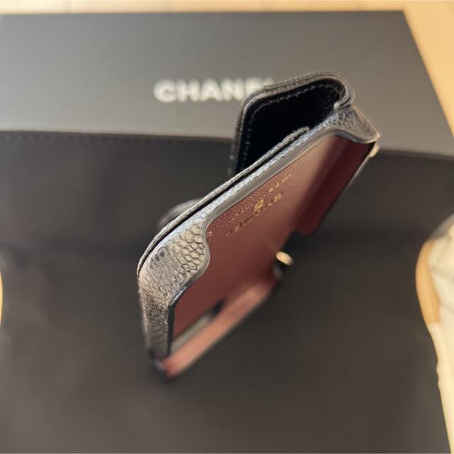 CHANEL(シャネル)のシャネル iPhoneケース CHANEL iPhone13Proカバー スマホ/家電/カメラのスマホアクセサリー(iPhoneケース)の商品写真