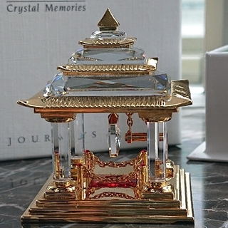 スワロフスキー(SWAROVSKI)のスワロフスキー『日本のお寺』箱付き  美品(置物)