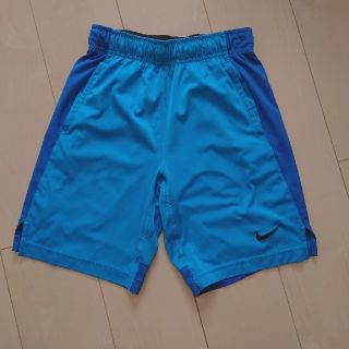 ナイキ(NIKE)のNIKE　半ズボン(パンツ/スパッツ)