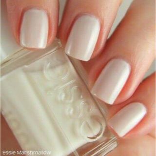 エッシー(Essie)のessie エッシー ネイルポリッシュ 63 マシュマロホワイト ネイルカラー(マニキュア)