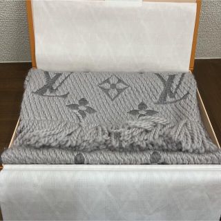 ルイヴィトン(LOUIS VUITTON)のルイヴィトン Louis Vuitton ロゴマニア エシャルプ パールグレー(マフラー/ショール)