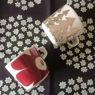 マリメッコ(marimekko)の♡マリメッコ コーヒーカップ ウニッコ  クーシコッサ マグカップ 70周年(食器)