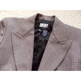 ダナキャランニューヨーク(DKNY)の★送料無料★【DKNY】人気の千鳥格子 3Bストレッチジャケット(テーラードジャケット)