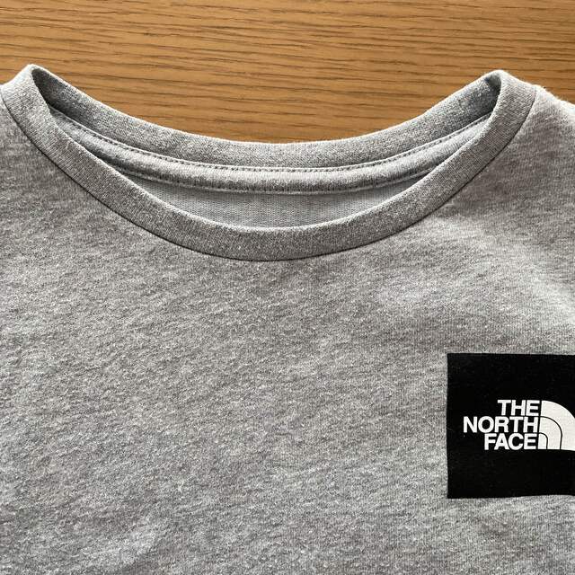 THE NORTH FACE(ザノースフェイス)の【先約あり・南さま専用】ノースフェイス　キッズ　ロンT 100cm キッズ/ベビー/マタニティのキッズ服男の子用(90cm~)(Tシャツ/カットソー)の商品写真