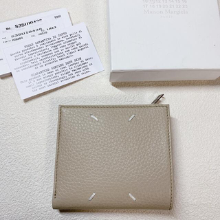 マルタンマルジェラ(Maison Martin Margiela)の新品●メゾンマルジェラ　レアデザイン2つ折り財布　4ステッチ　レザー(財布)