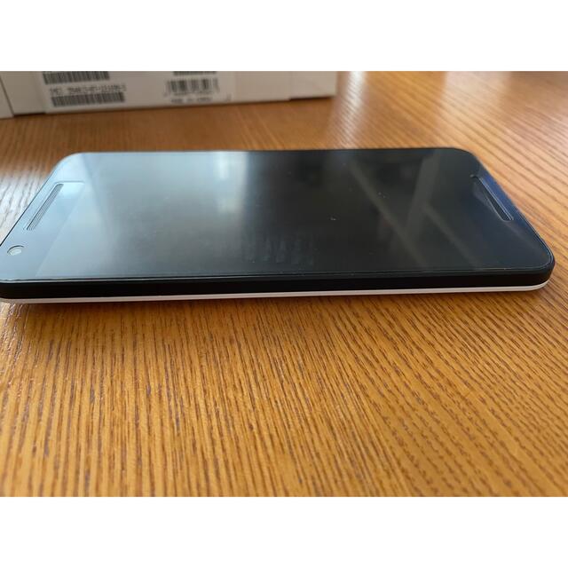 【購入申請あり】LG NEXUS 5X QUARTZ スマホ/家電/カメラのスマートフォン/携帯電話(スマートフォン本体)の商品写真