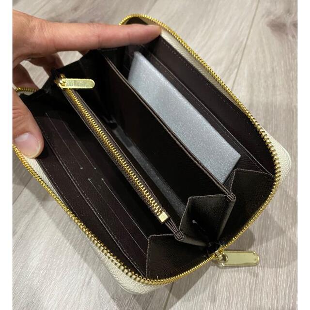 新品 高品質 牛革 長財布 エピ柄 ラウンドファスナー ホワイト