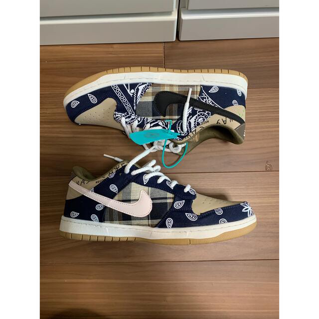 Travis Scott × Nike SB Dunk Low トラヴィスナイキ 1