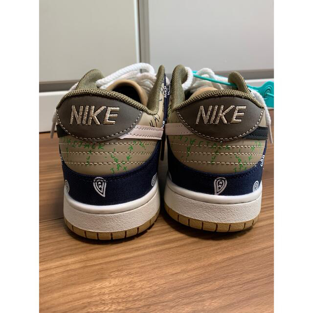 Travis Scott × Nike SB Dunk Low トラヴィスナイキ 3