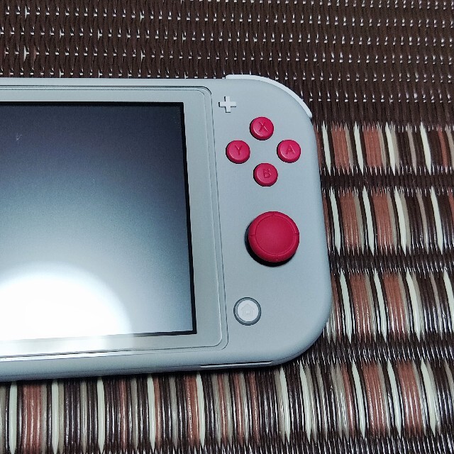 美品 Nintendo Switch LITE ザシアン ザマゼンタ 3