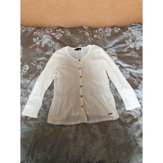 BURBERRY(カーディガン ・ ホワイト/白色系)のフリマアイテム一覧 BURBERRY(カーディガン ・ ホワイト/白色系)のフリマアイテム一覧