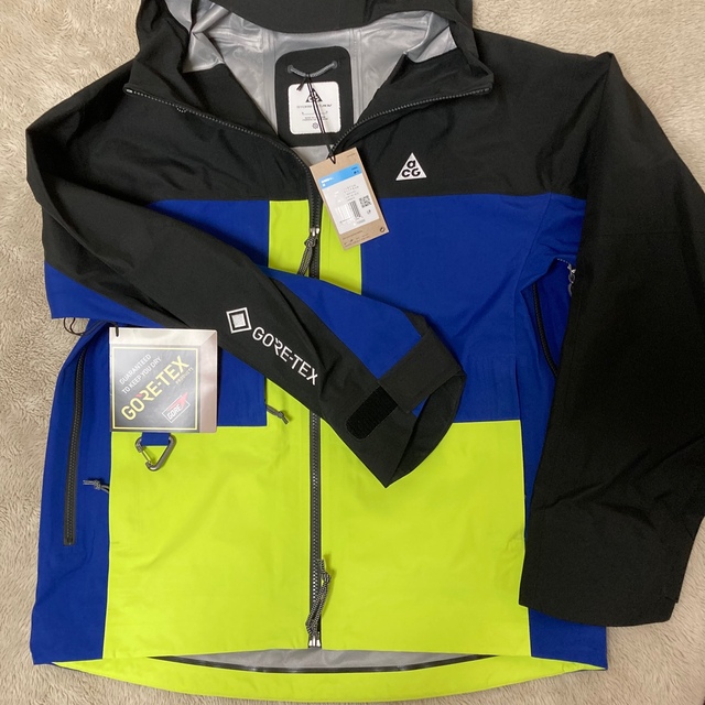 NIKE - 新品 定価55000円 ACG GORE-TEX Misery Ridge Mの通販 by NIKE - 新品 定価55000円 ACG GORE-TEX Misery Ridge Mの通販 by