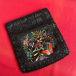 台湾原住民　刺繍　ティッシュポーチ