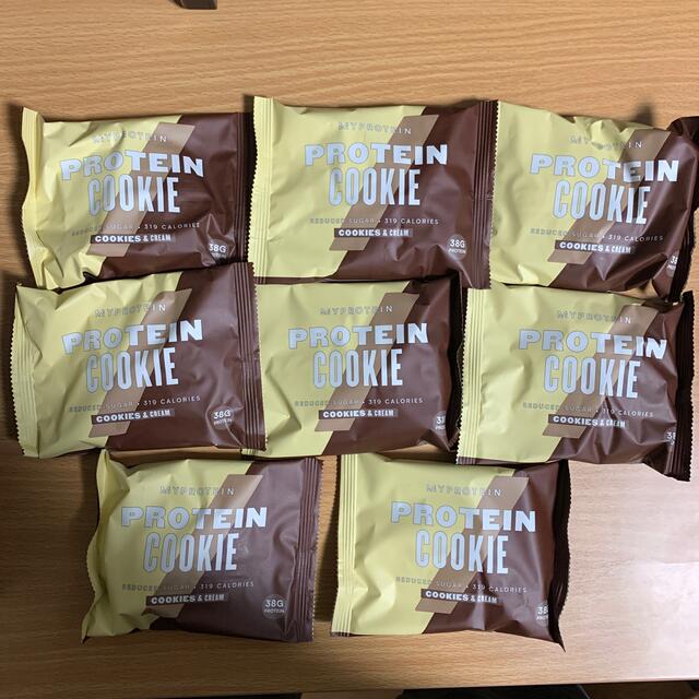 MYPROTEIN(マイプロテイン)のプロテインクッキー   クッキー&クリーム MYPROTEIN 食品/飲料/酒の健康食品(プロテイン)の商品写真