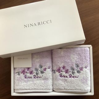 ニナリッチ(NINA RICCI)のミニタオル２枚セット(ハンカチ)