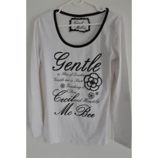 セシルマクビー(CECIL McBEE)のモノトーンロゴTシャツ(Tシャツ(半袖/袖なし))