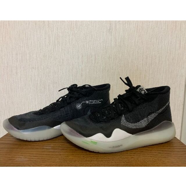 NIKE(ナイキ)の【未使用品】NIKE AIRzoom KD12 バスケットシューズ27.5cm メンズの靴/シューズ(スニーカー)の商品写真