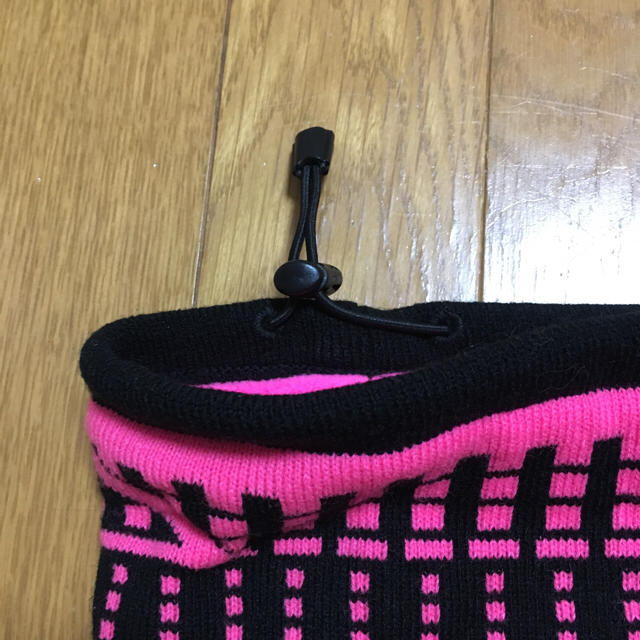 NIKE(ナイキ)の【クララかおり様専用 】ナイキ ネックウォーマー レディースのファッション小物(ネックウォーマー)の商品写真