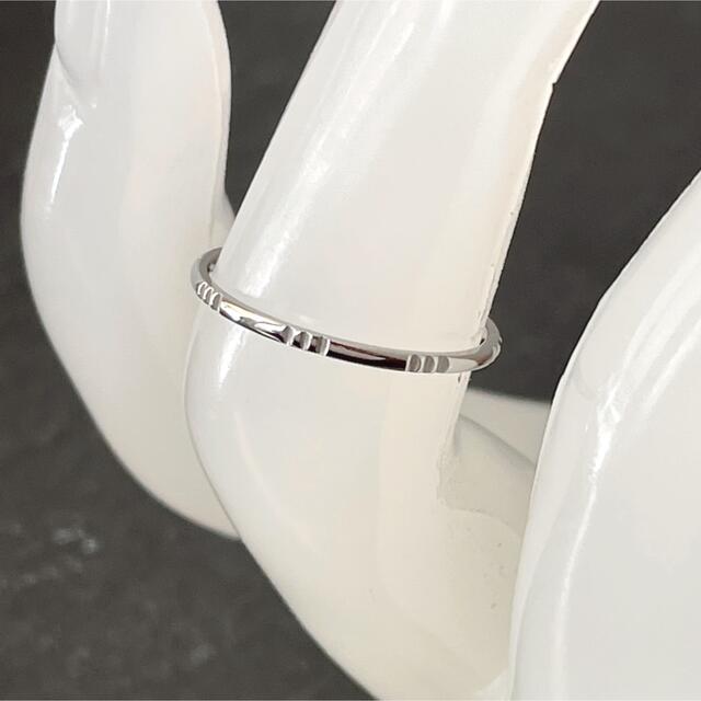 1mm デザインカットリング シルバー ピンキーリング ステンレスリング レディースのアクセサリー(リング(指輪))の商品写真