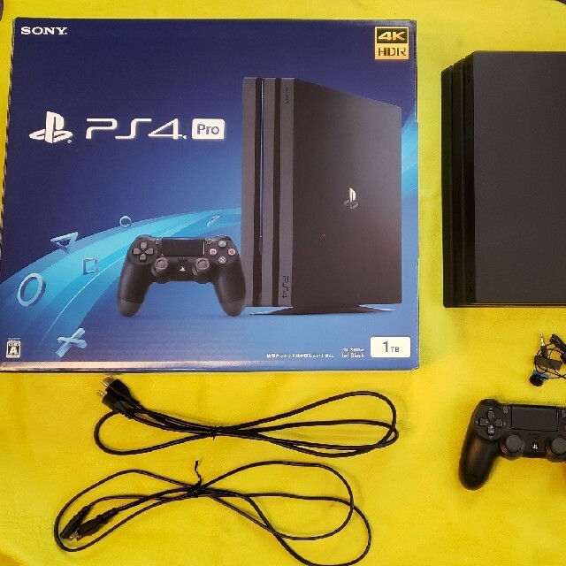 SONY PlayStation4 Pro 本体 CUH-7200BB01 - 家庭用ゲーム機本体