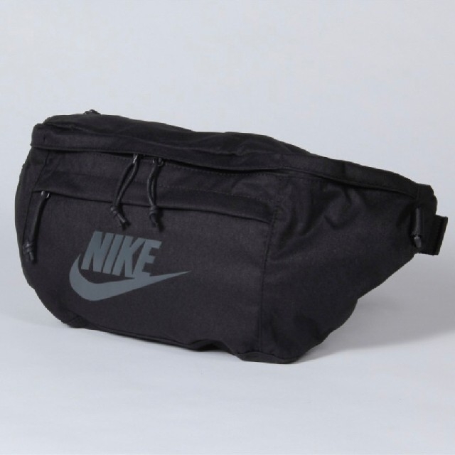 NIKE(ナイキ)のNIKE ナイキ ウエストバッグ ヒップバッグ テック ヒップパック ブラック メンズのバッグ(ウエストポーチ)の商品写真